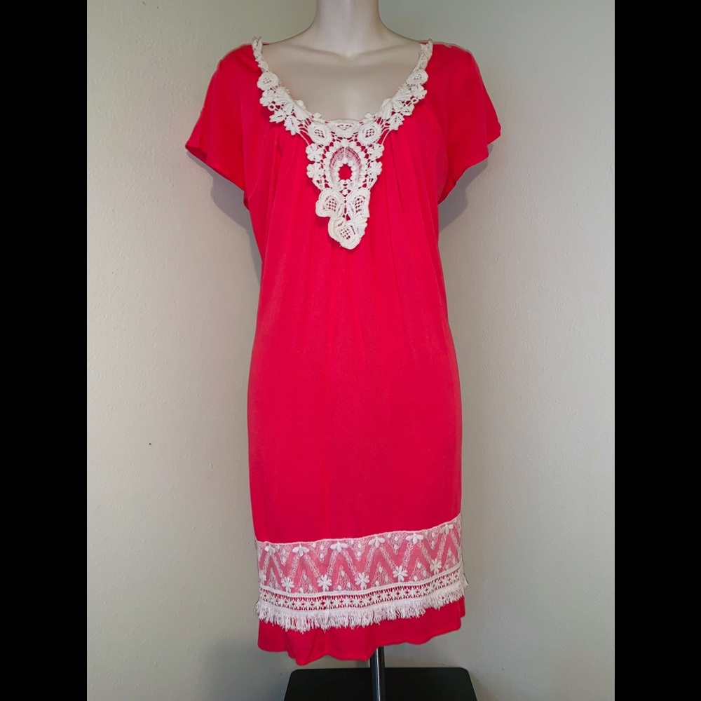 NWOT Bellamie Beautiful boho embroidered dress